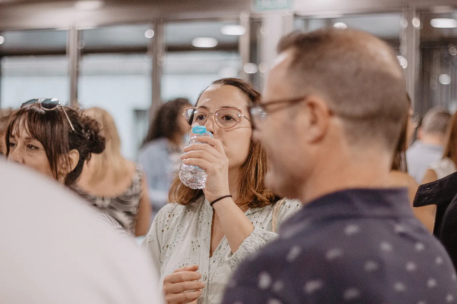 Aquadeus presente en la chara de Saul Craviotto